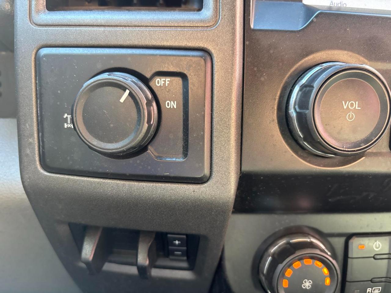 Ford Super Duty F-250 SRW XL 2WD Crew Cab 8' Box 2019