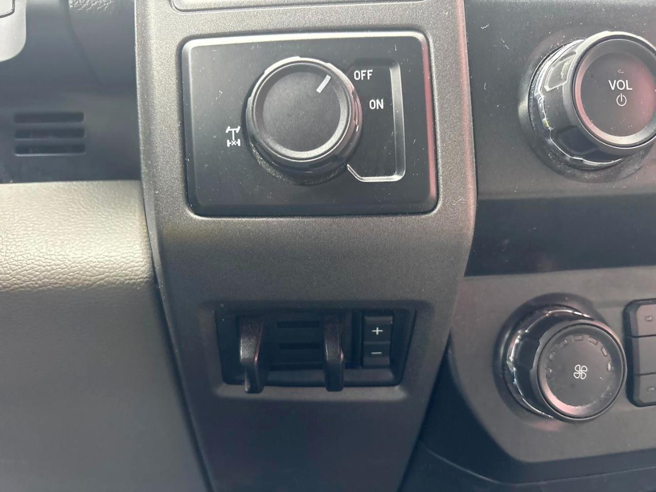 Ford Super Duty F-250 SRW XL 2WD SuperCab 6.75' Box 2019