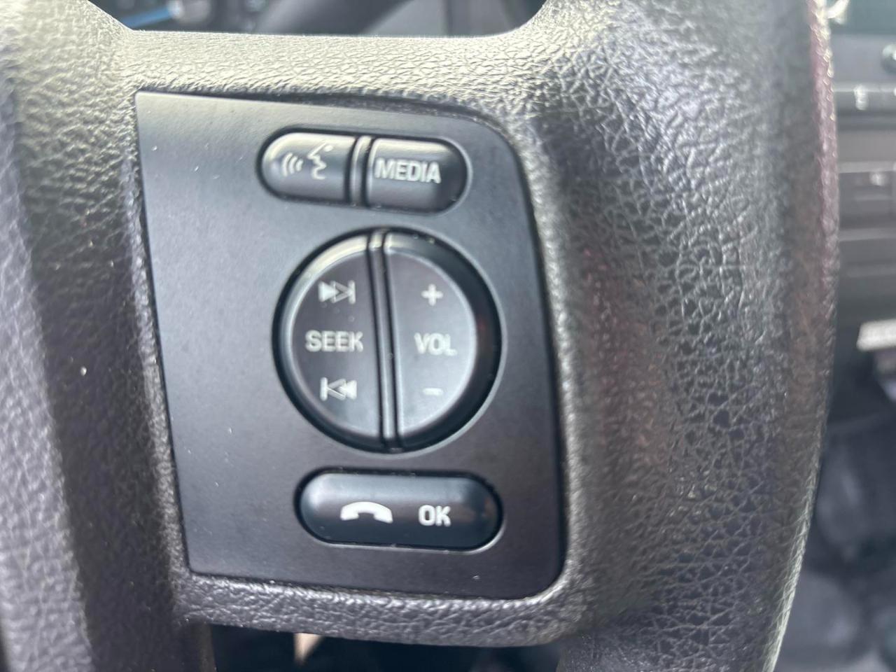 Ford Super Duty F-550 DRW 4WD Crew Cab 176" WB 60" CA XL 2016