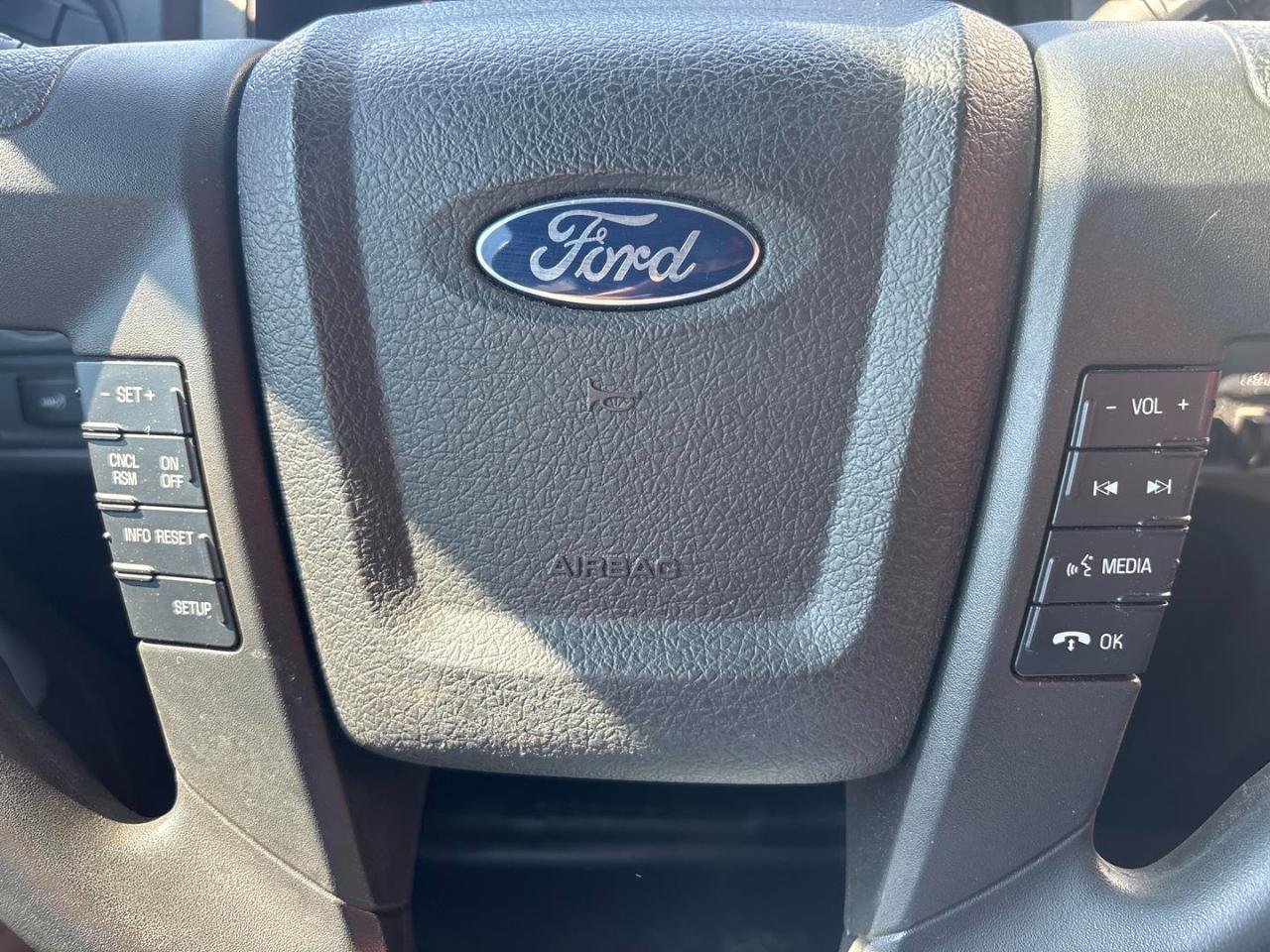 Ford F-150 4WD SuperCab 145" XL 2014