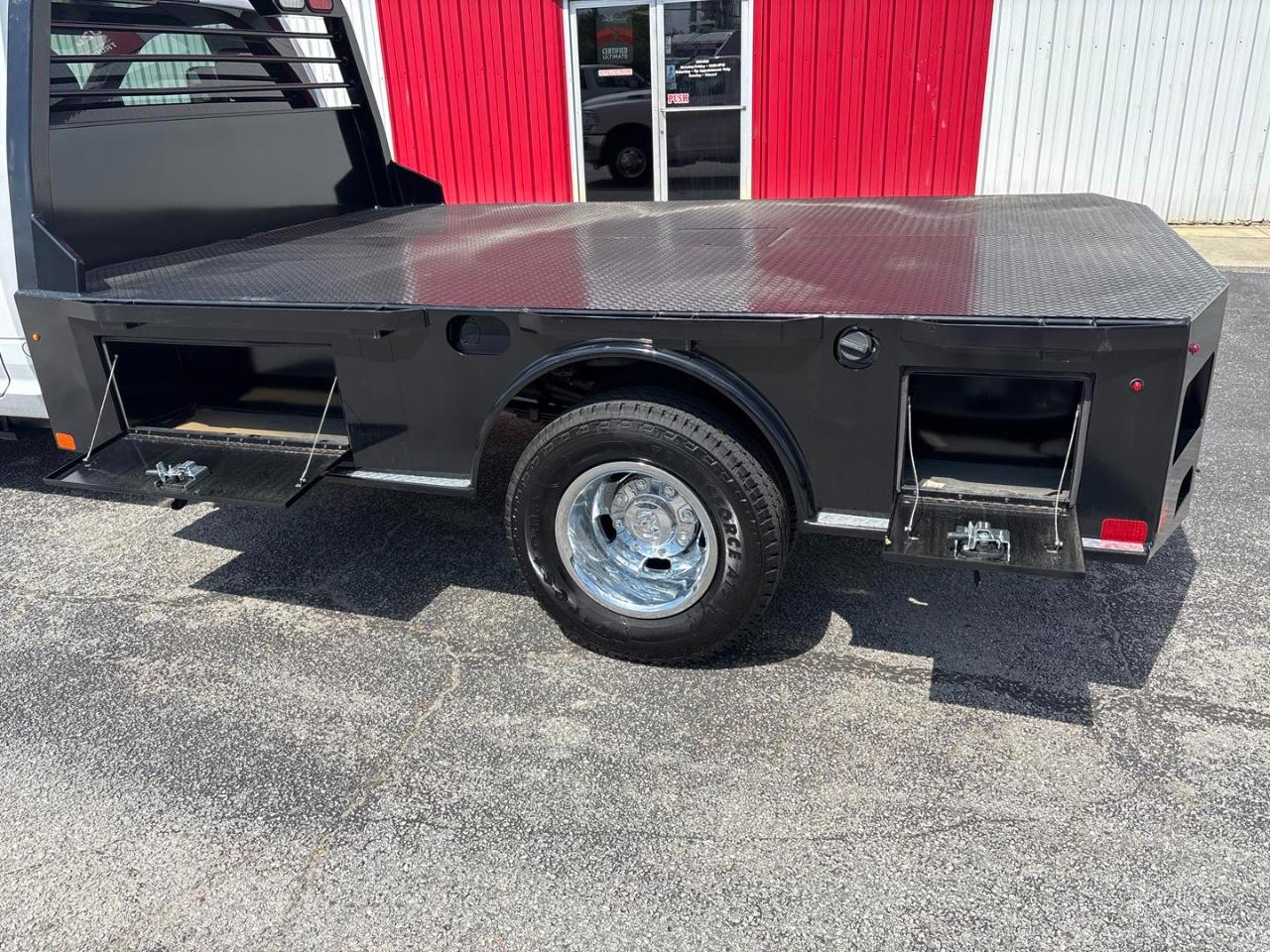 RAM 3500 Chassis Cab Tradesman 2WD Reg Cab 84" CA 167.5" WB 2021