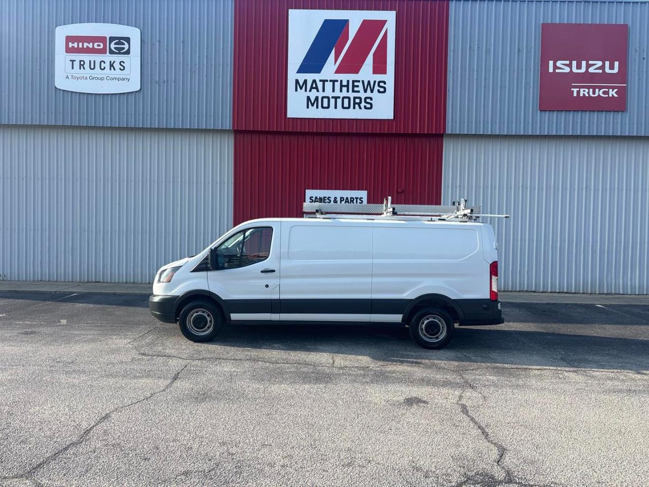 Ford Transit Van T-350 148" Low Rf 9500 GVWR Sliding RH Dr 2018