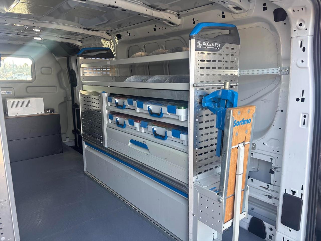 Ford Transit Van T-350 148" Low Rf 9500 GVWR Sliding RH Dr 2018