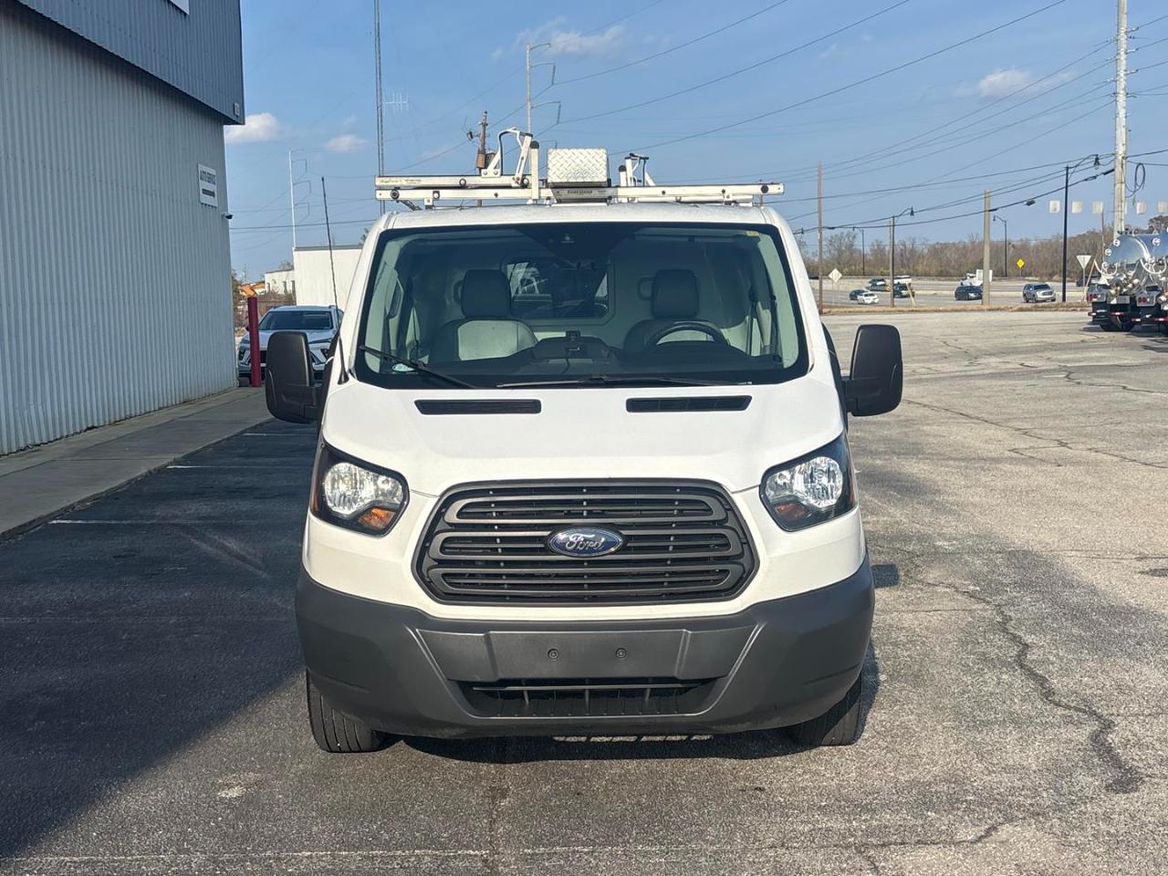 Ford Transit Van T-350 148" Low Rf 9500 GVWR Sliding RH Dr 2018