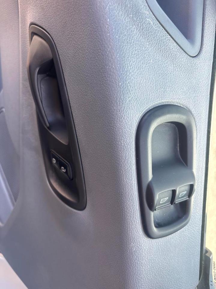 Ford Transit Van T-350 148" Low Rf 9500 GVWR Sliding RH Dr 2018