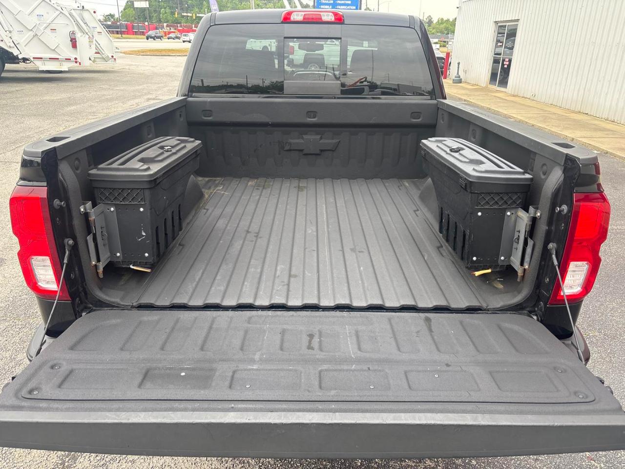 Chevrolet Silverado 1500 4WD Crew Cab 143.5" LTZ 2017