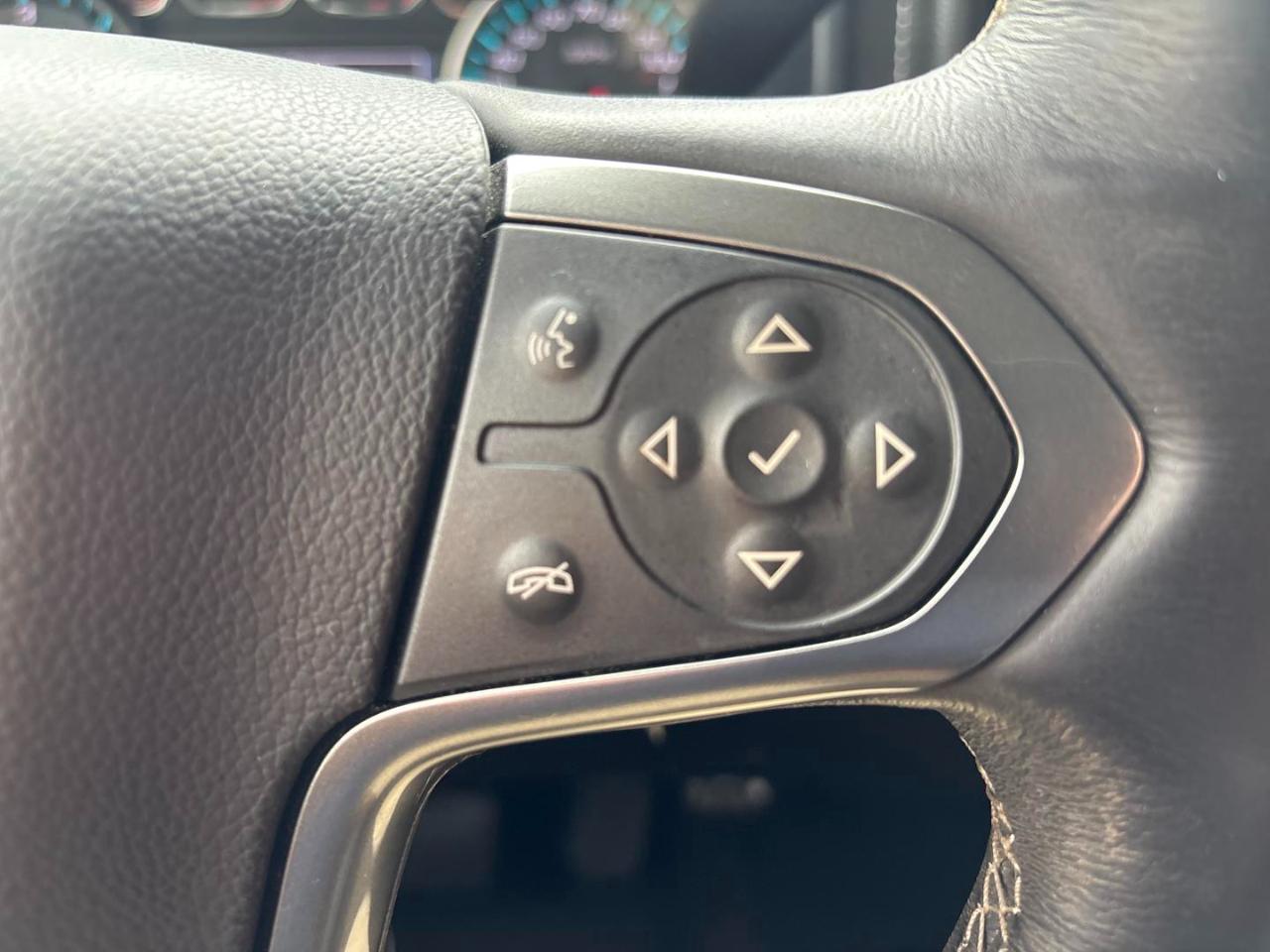 Chevrolet Silverado 1500 4WD Crew Cab 143.5" LTZ 2017