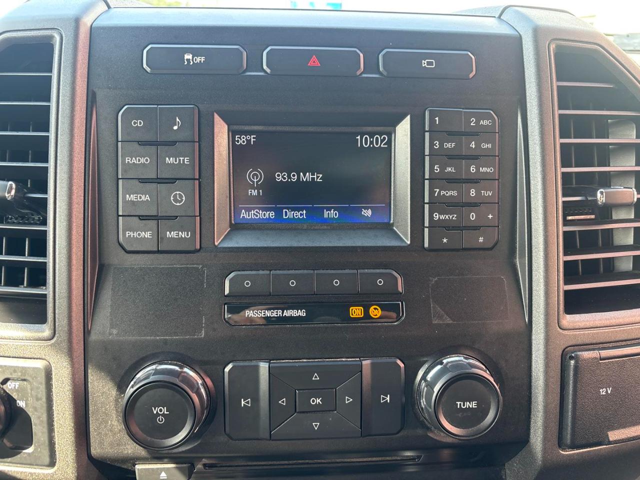 Ford Super Duty F-250 SRW XL 2WD Reg Cab 8' Box 2018