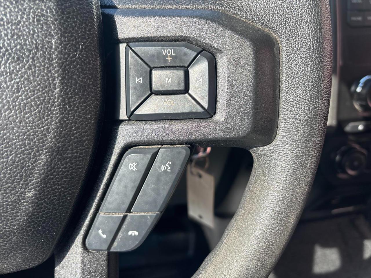 Ford Super Duty F-250 SRW XL 2WD Reg Cab 8' Box 2018