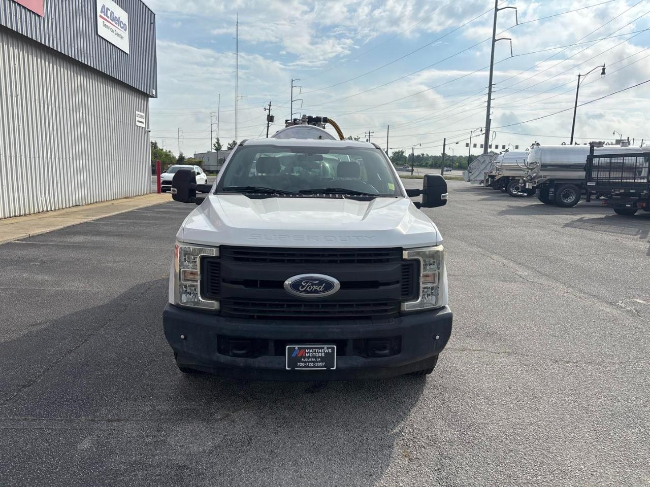 Ford Super Duty F-250 SRW XL 2WD Reg Cab 8' Box 2018