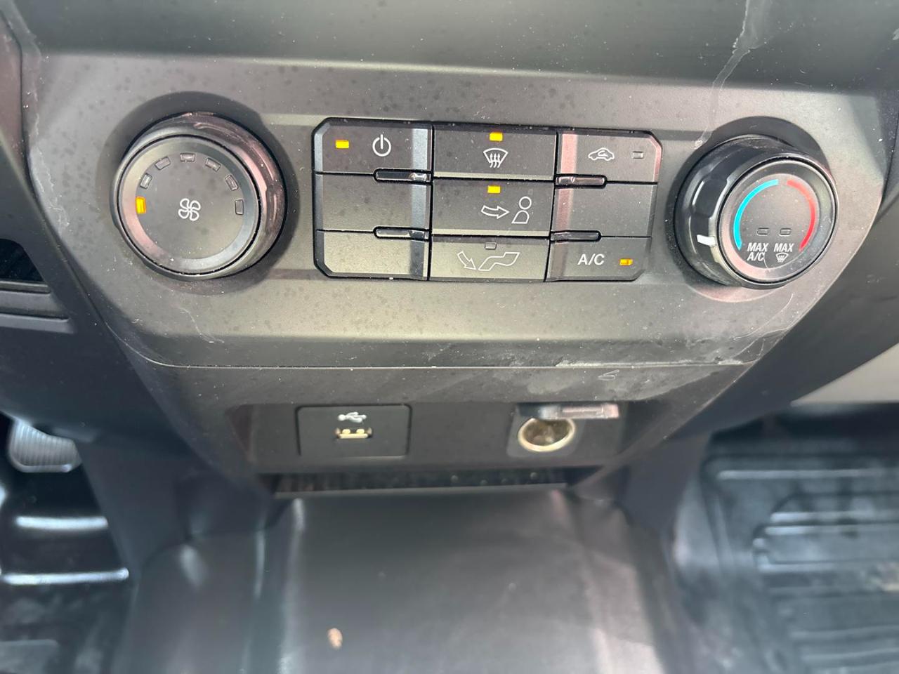 Ford F-150 XL 2WD SuperCab 6.5' Box 2019