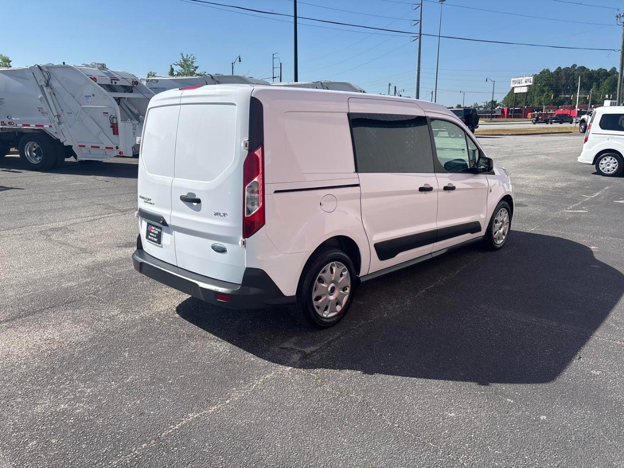Ford Transit Connect Van XLT LWB w/Rear Symmetrical Doors 2017