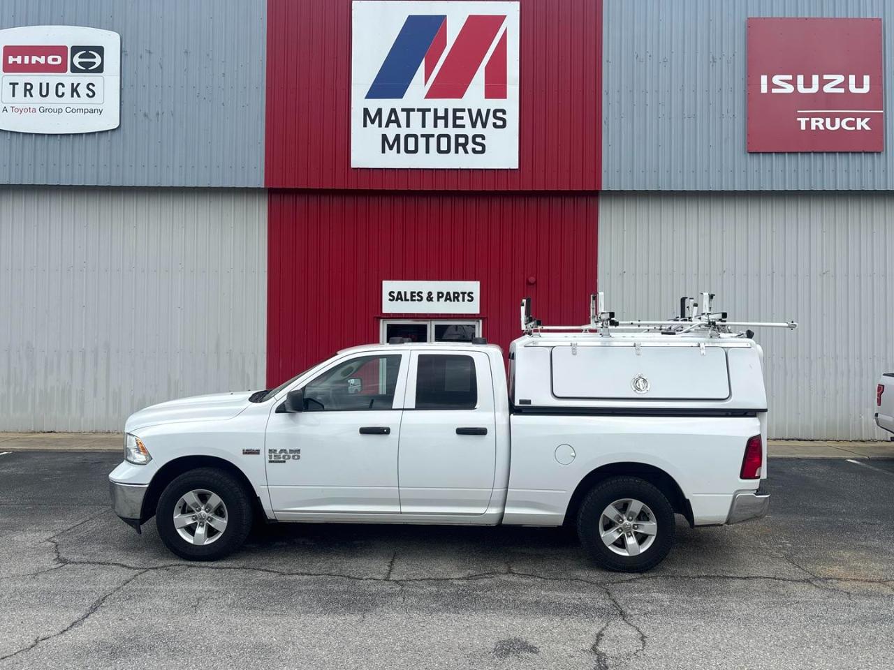 RAM 1500 Classic Tradesman 4x4 Quad Cab 6'4" Box 2019
