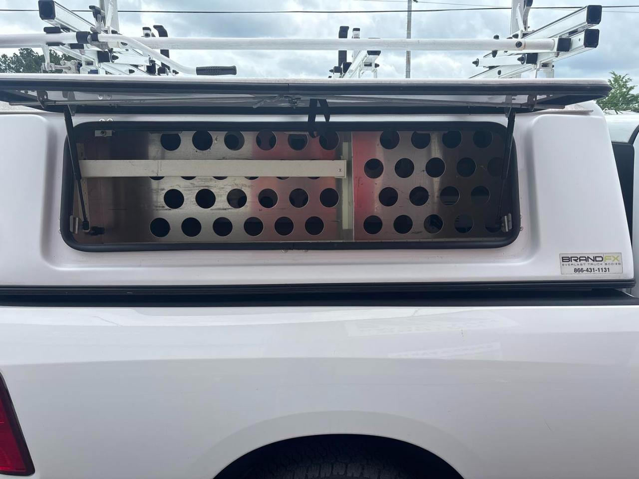RAM 1500 Classic Tradesman 4x4 Quad Cab 6'4" Box 2019