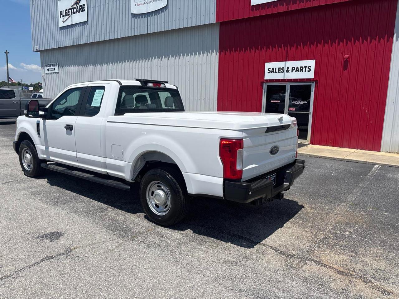 Ford Super Duty F-250 SRW XL 2WD SuperCab 6.75' Box 2018