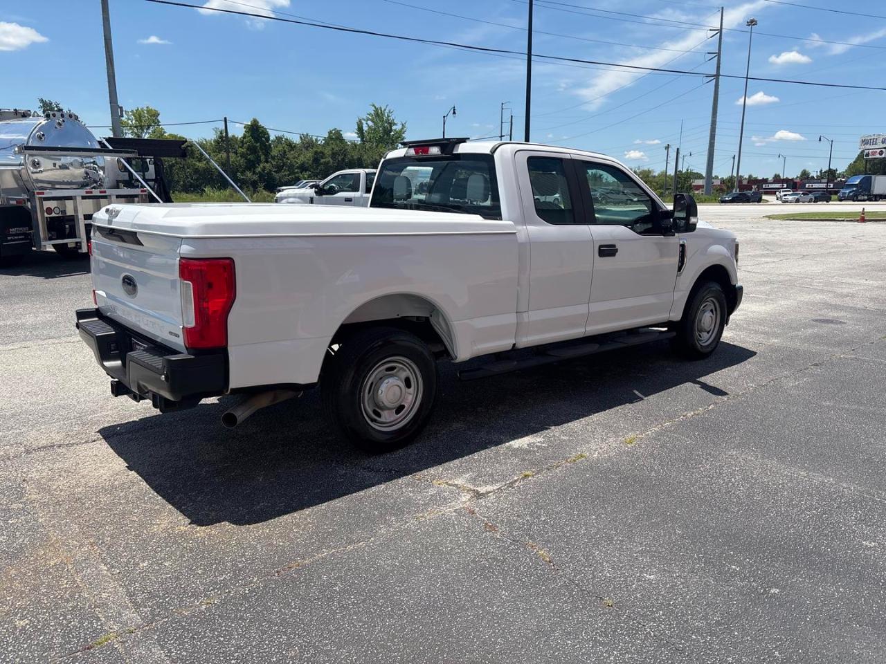 Ford Super Duty F-250 SRW XL 2WD SuperCab 6.75' Box 2018