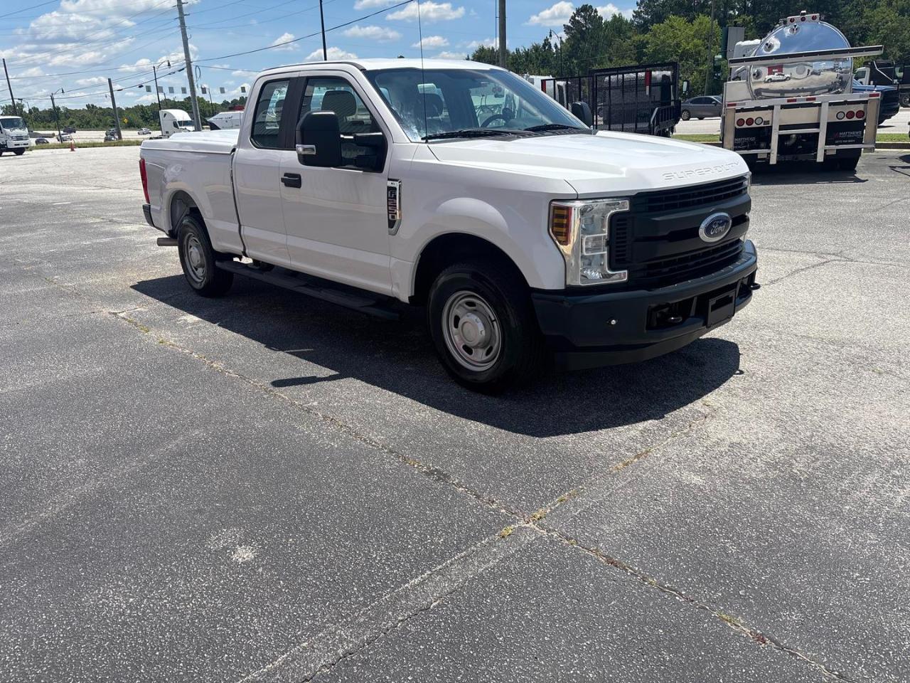 Ford Super Duty F-250 SRW XL 2WD SuperCab 6.75' Box 2018