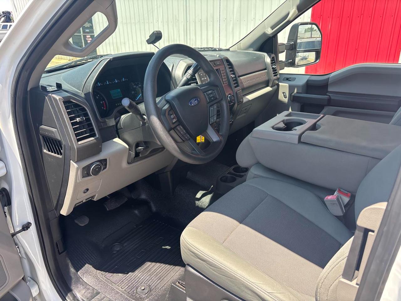 Ford Super Duty F-250 SRW XL 2WD SuperCab 6.75' Box 2018