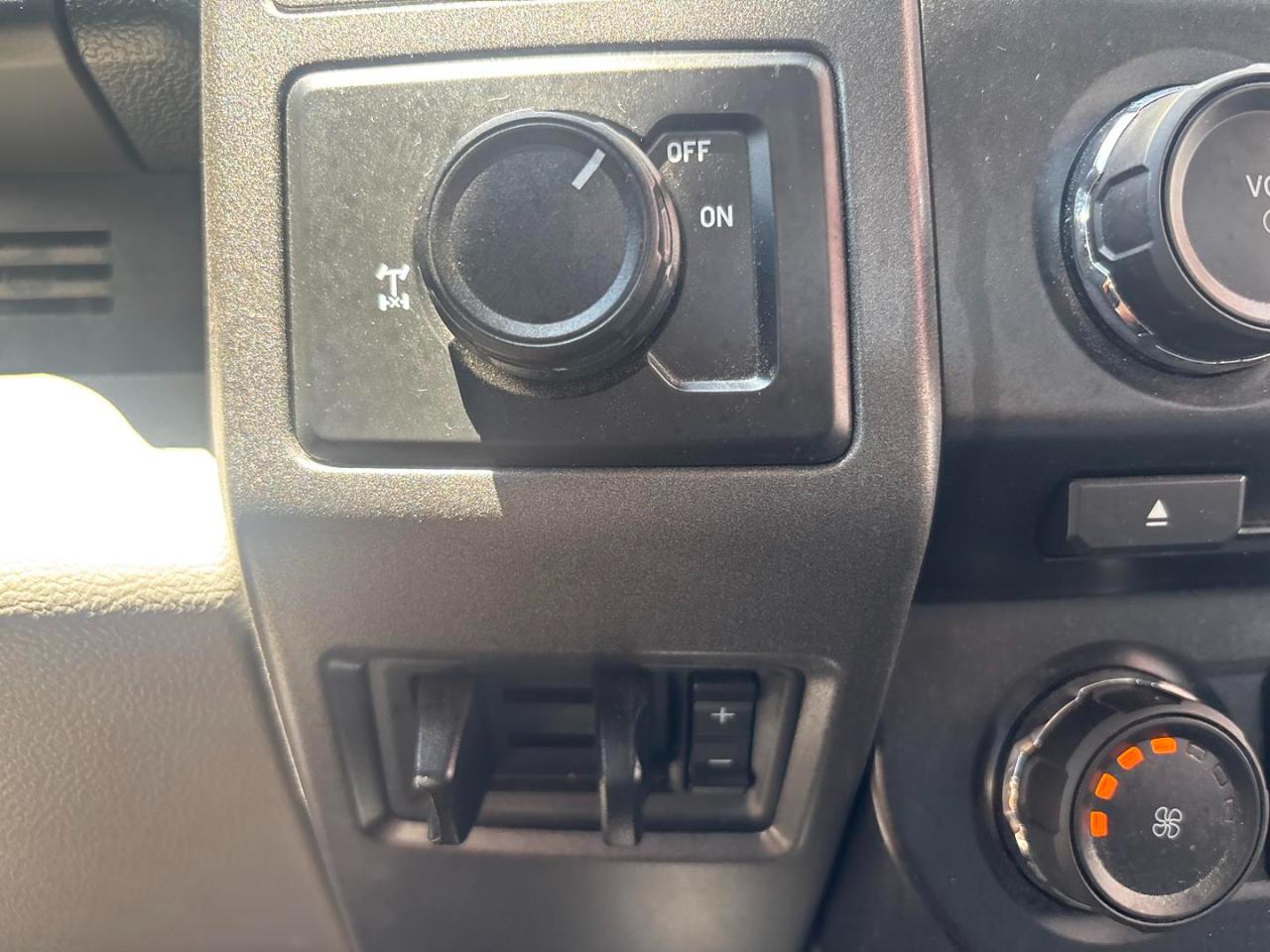 Ford Super Duty F-250 SRW XL 2WD SuperCab 6.75' Box 2018
