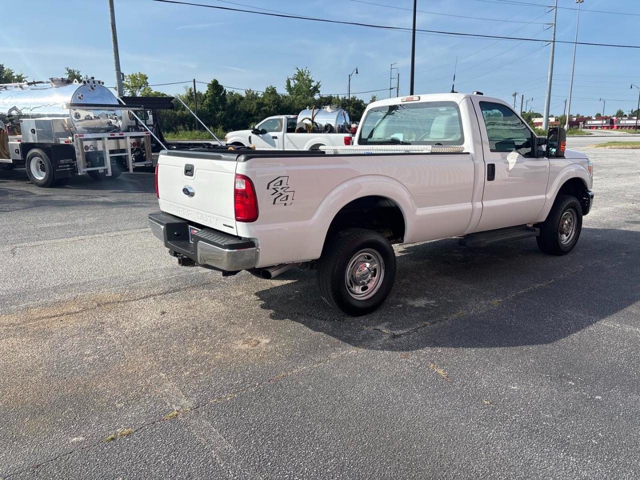 Ford Super Duty F-350 SRW  2016