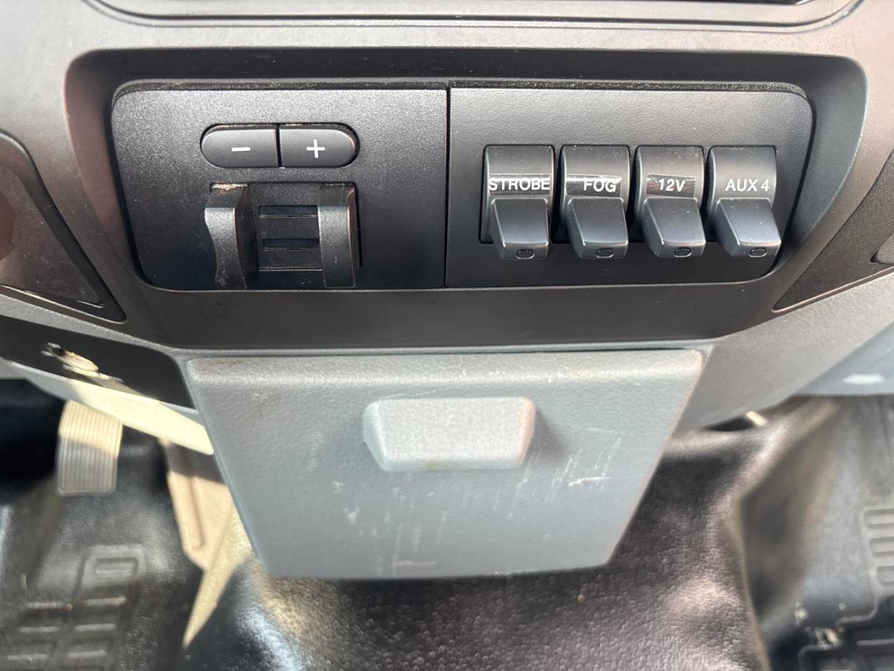 Ford Super Duty F-350 SRW  2016
