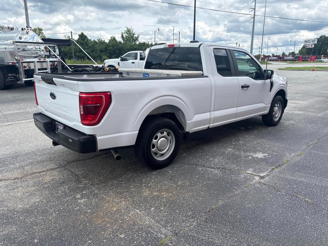 Ford F-150 XL 2WD SuperCab 6.5' Box 2021
