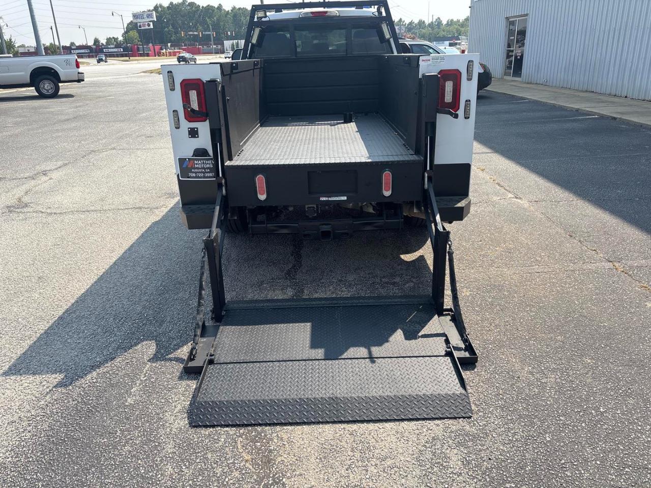Ford Super Duty F-250 SRW XL 2WD Crew Cab 8' Box 2020