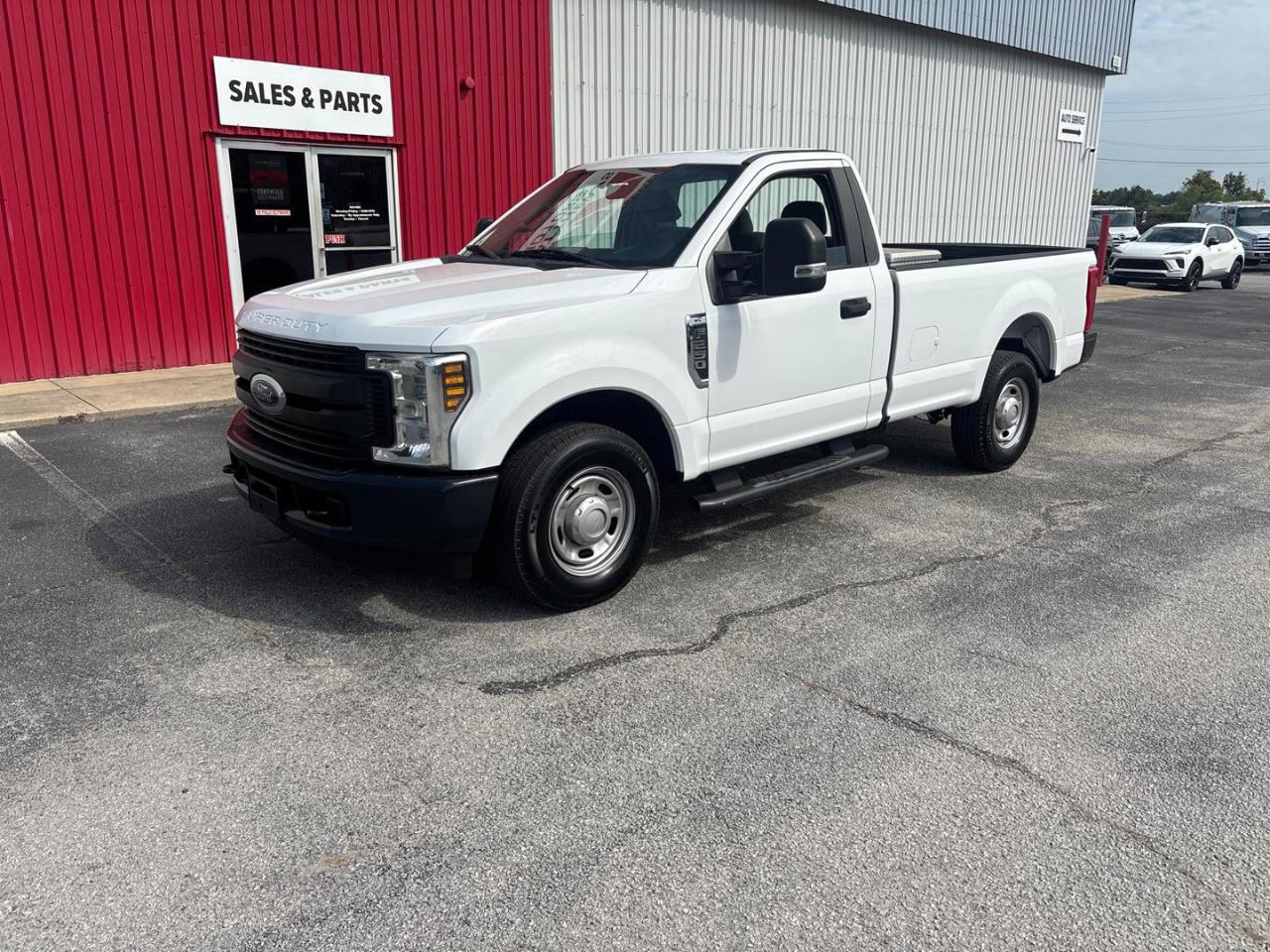2018 Ford Super Duty F-250 SRW XL 2WD Reg Cab 8' Box