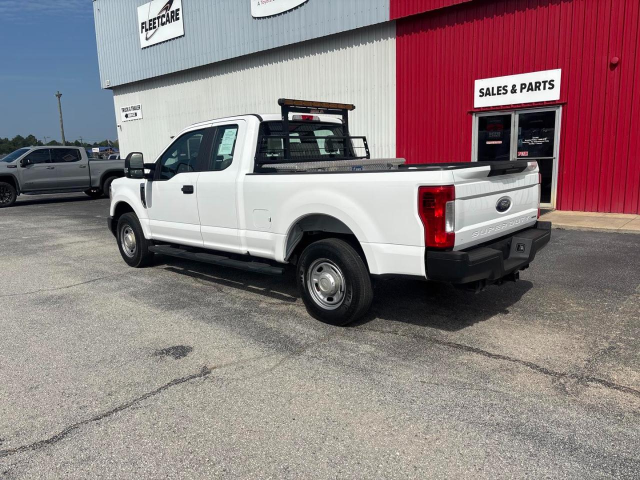 Ford Super Duty F-250 SRW XL 2WD SuperCab 6.75' Box 2019
