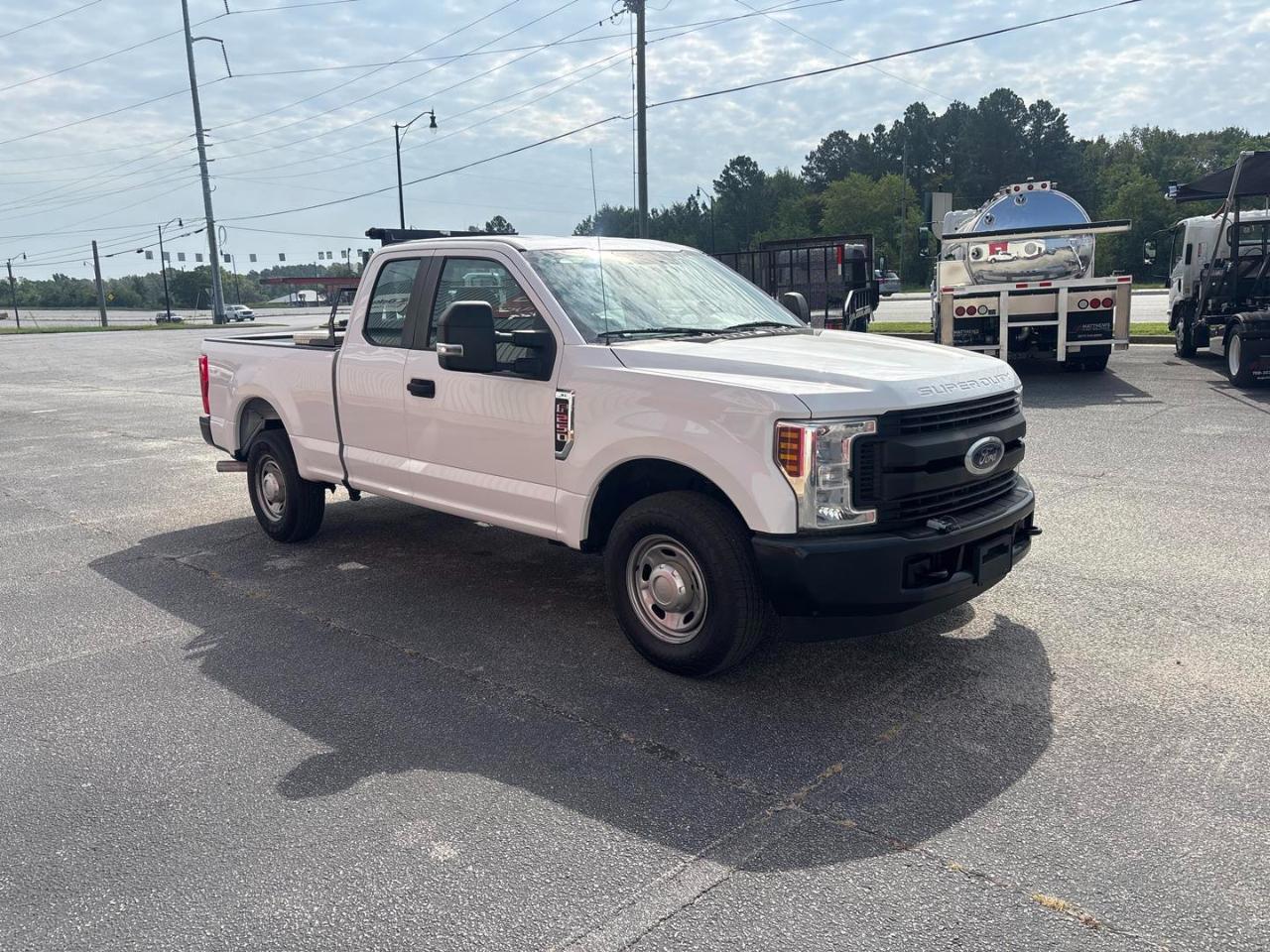 Ford Super Duty F-250 SRW XL 2WD SuperCab 6.75' Box 2019