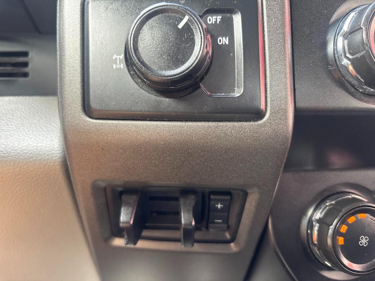 Ford Super Duty F-250 SRW XL 2WD SuperCab 6.75' Box 2019