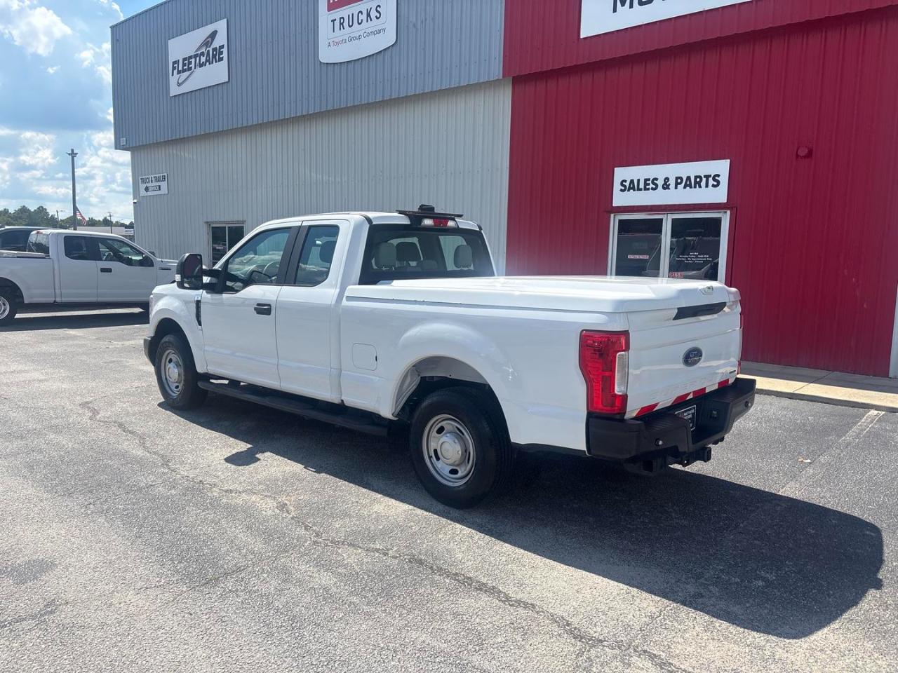 Ford Super Duty F-250 SRW XL 2WD SuperCab 6.75' Box 2019