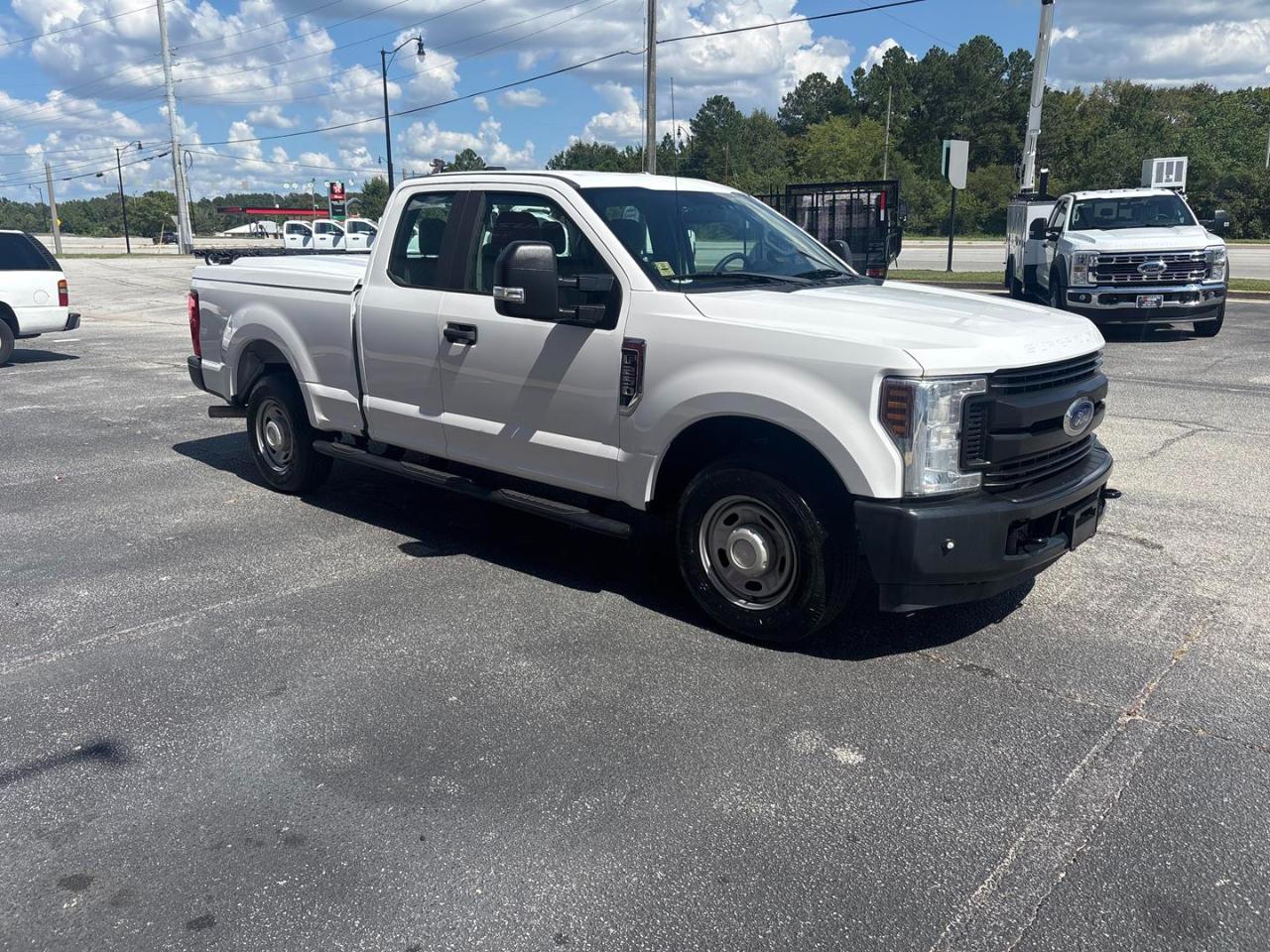 Ford Super Duty F-250 SRW XL 2WD SuperCab 6.75' Box 2019