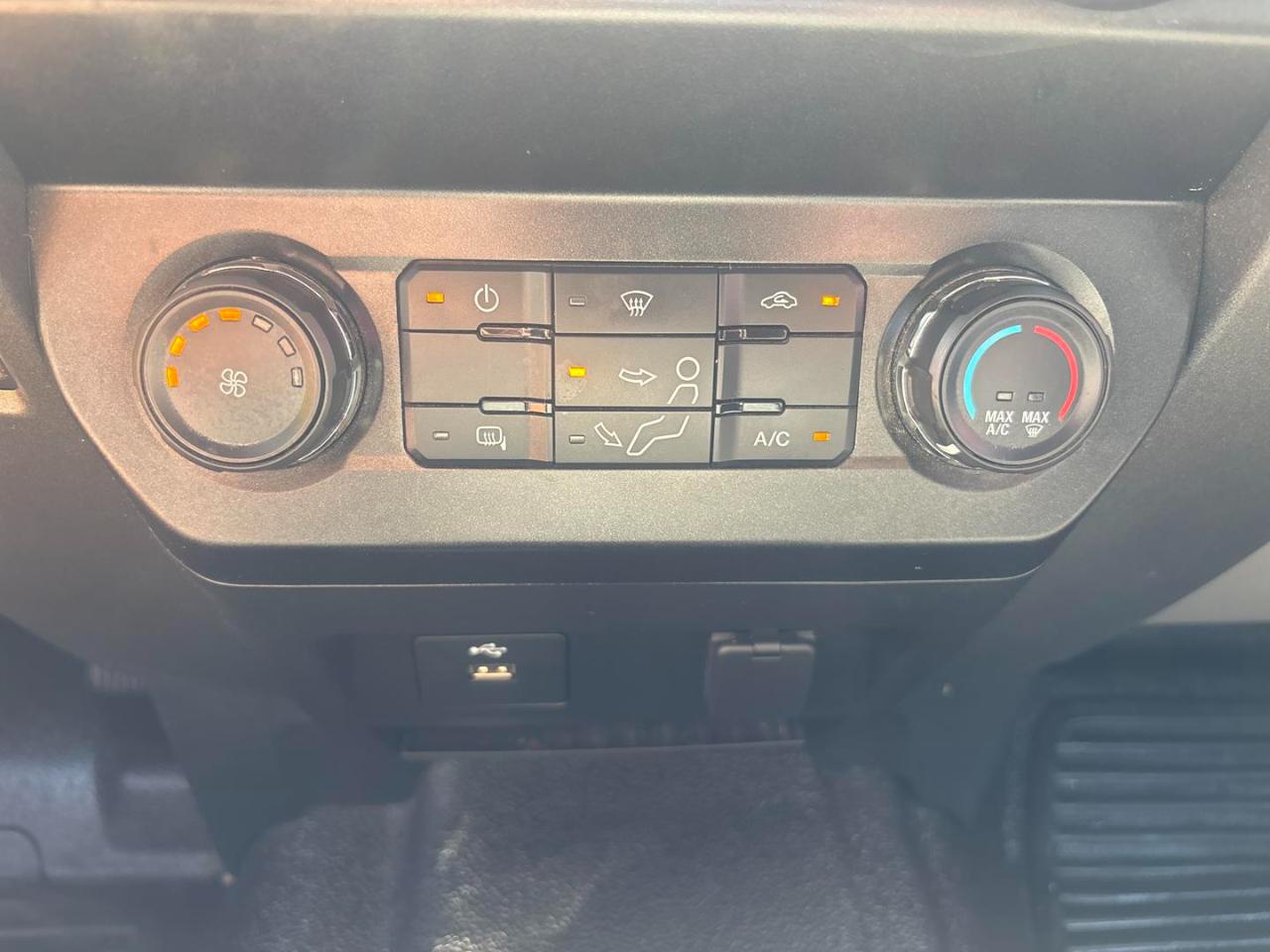 Ford Super Duty F-250 SRW XL 2WD SuperCab 6.75' Box 2019