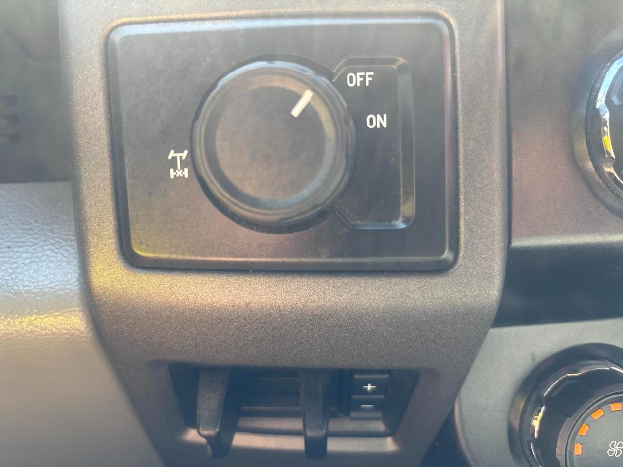 Ford Super Duty F-250 SRW XL 2WD SuperCab 6.75' Box 2019