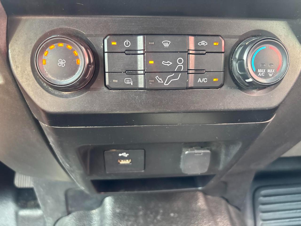 Ford Super Duty F-250 SRW XL 2WD Crew Cab 8' Box 2021