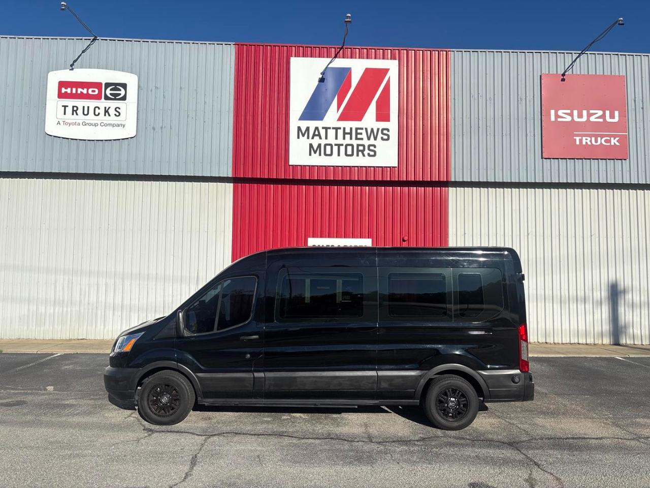 Ford Transit Passenger Wagon T-350 148" Med Roof XL Sliding RH Dr 2019
