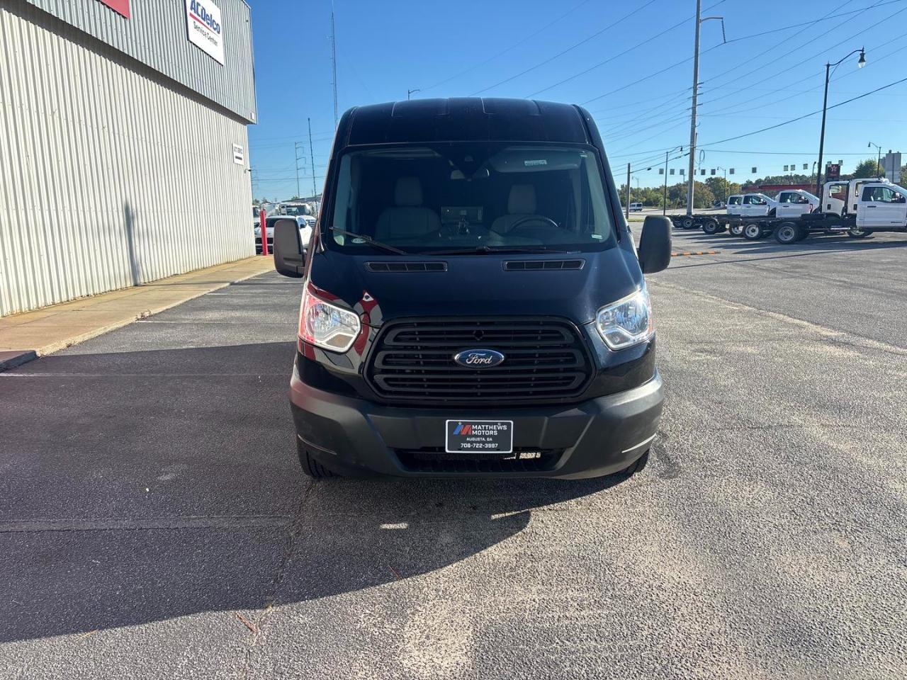 Ford Transit Passenger Wagon T-350 148" Med Roof XL Sliding RH Dr 2019