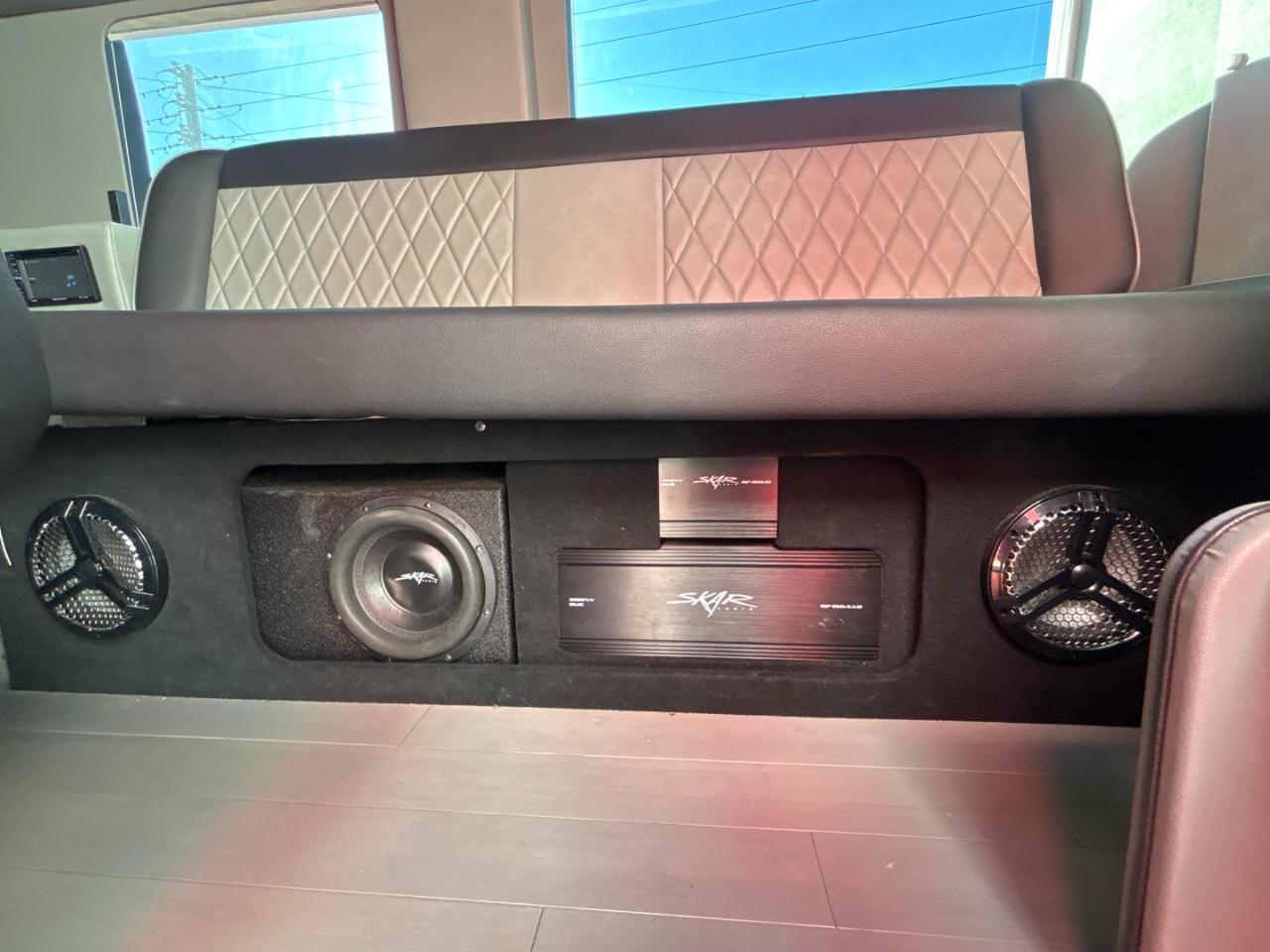 Ford Transit Passenger Wagon T-350 148" Med Roof XL Sliding RH Dr 2019