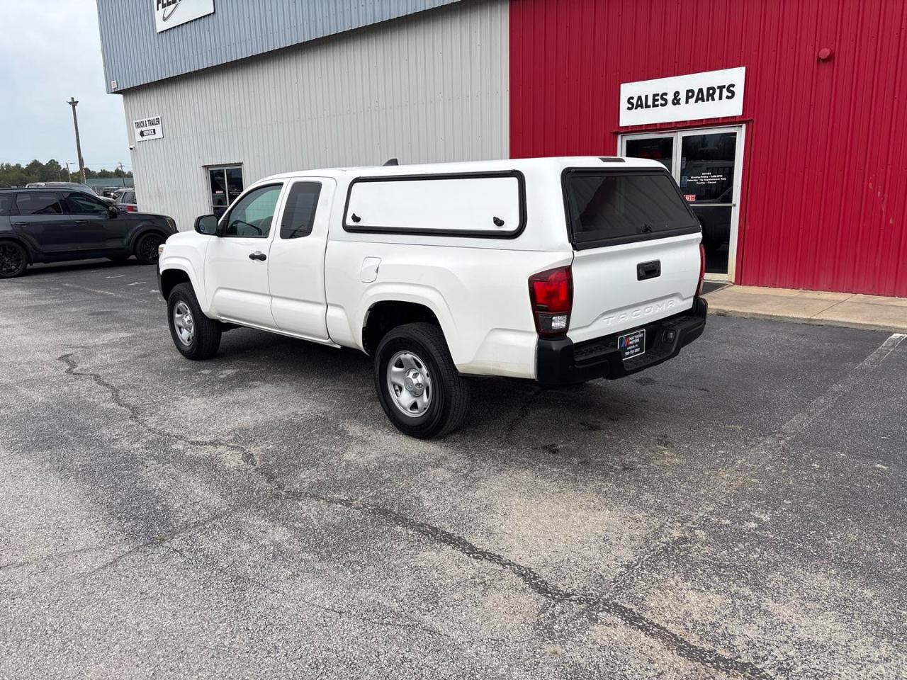 Toyota Tacoma 2WD SR Access Cab 6' Bed I4 AT (Natl) 2021