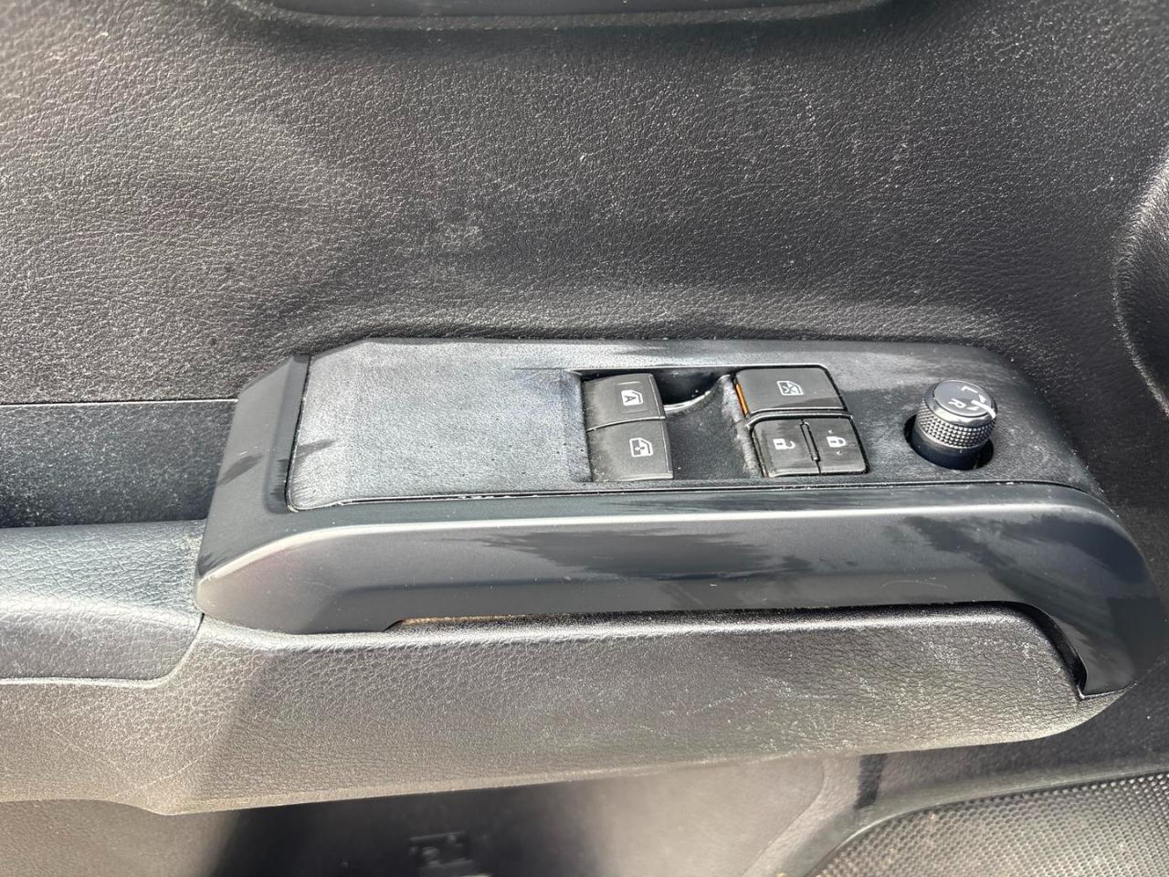 Toyota Tacoma 2WD SR Access Cab 6' Bed I4 AT (Natl) 2021