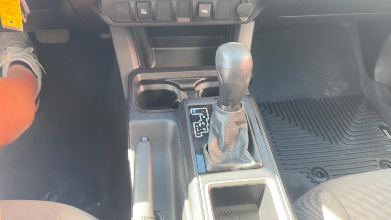 Toyota Tacoma 2WD SR Access Cab 6' Bed I4 AT (Natl) 2023