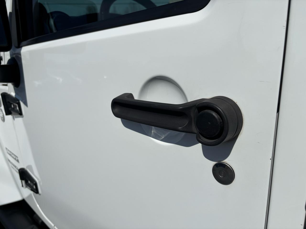 Jeep Wrangler Unlimited 4WD 4dr Sport 2013