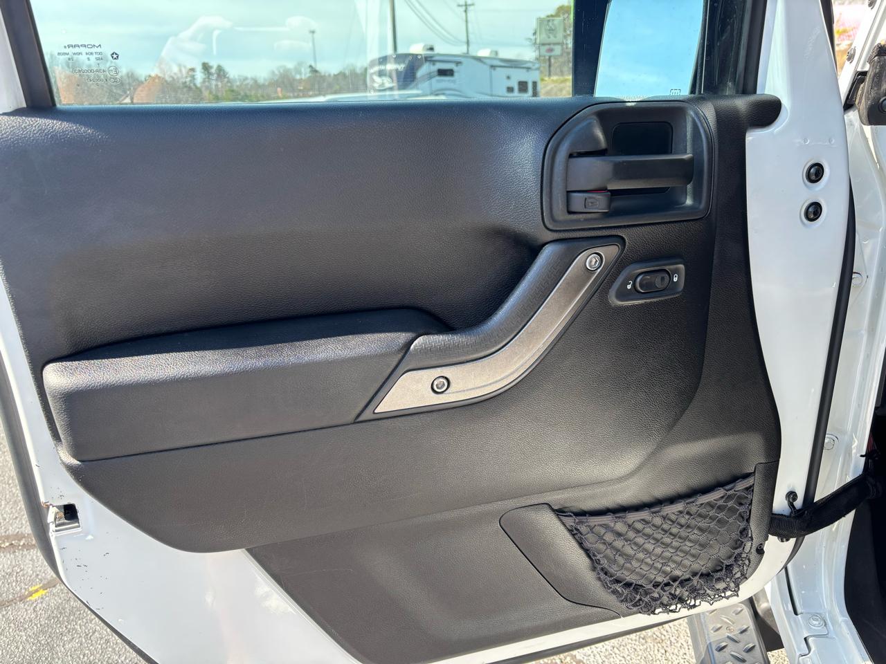 Jeep Wrangler Unlimited 4WD 4dr Sport 2013