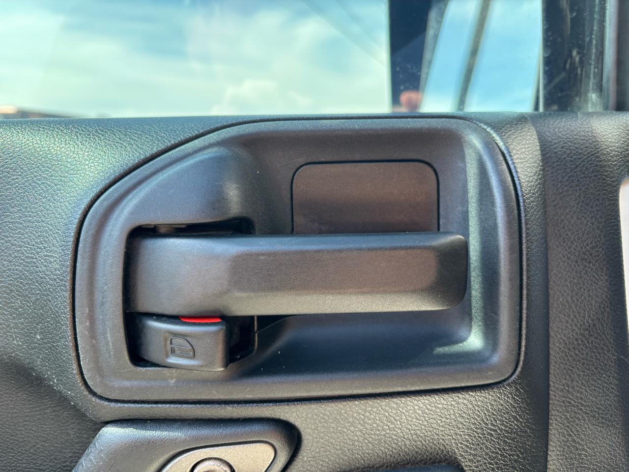 Jeep Wrangler Unlimited 4WD 4dr Sport 2013