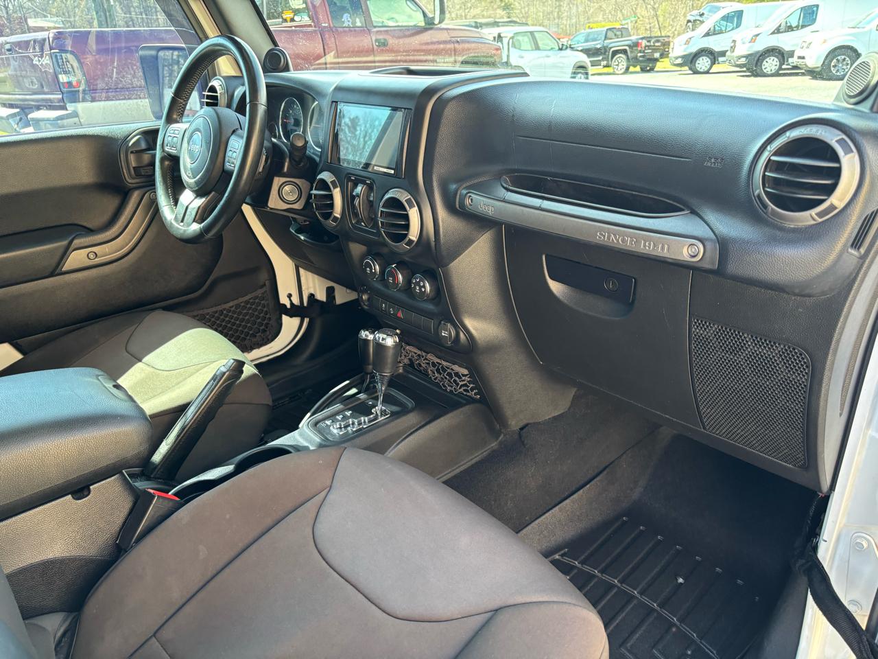 Jeep Wrangler Unlimited 4WD 4dr Sport 2013