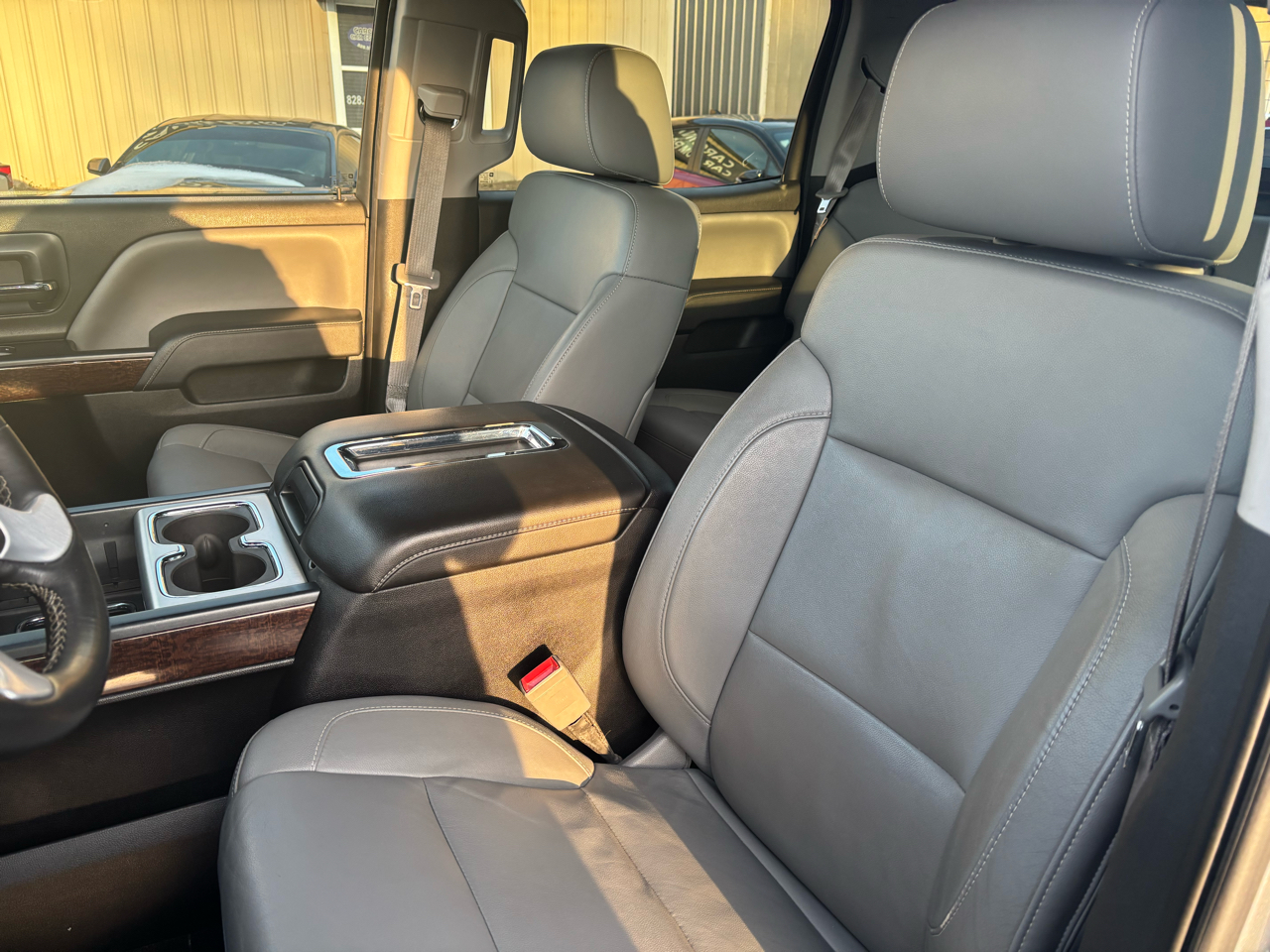 GMC Sierra 1500 SLT Crew Cab Short Box 4WD 2015