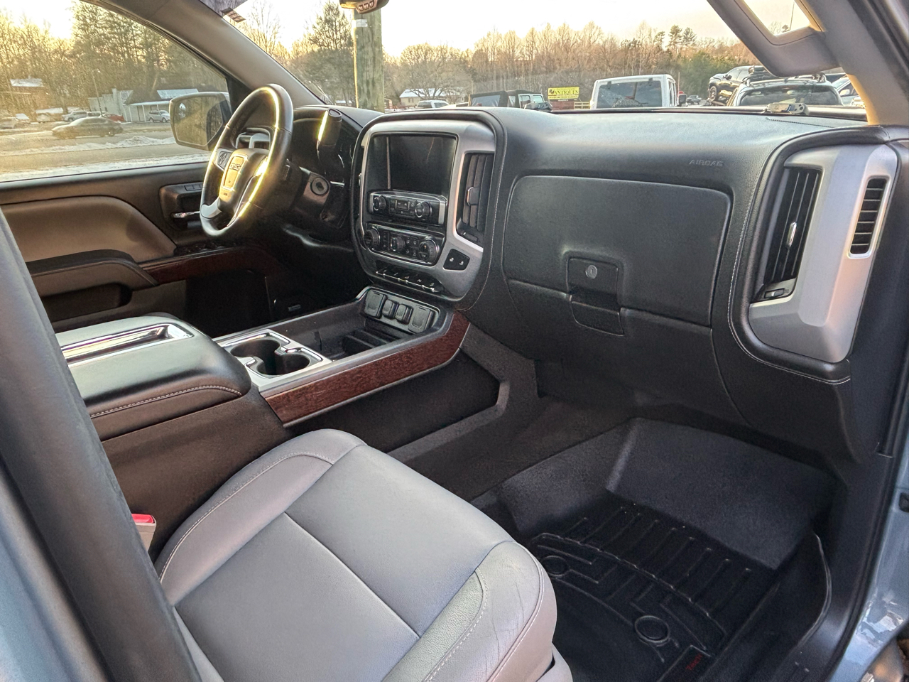 GMC Sierra 1500 SLT Crew Cab Short Box 4WD 2015