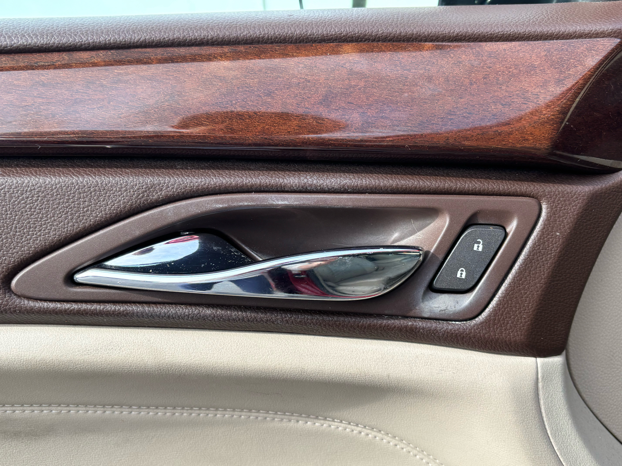 Cadillac SRX Premium AWD 2012