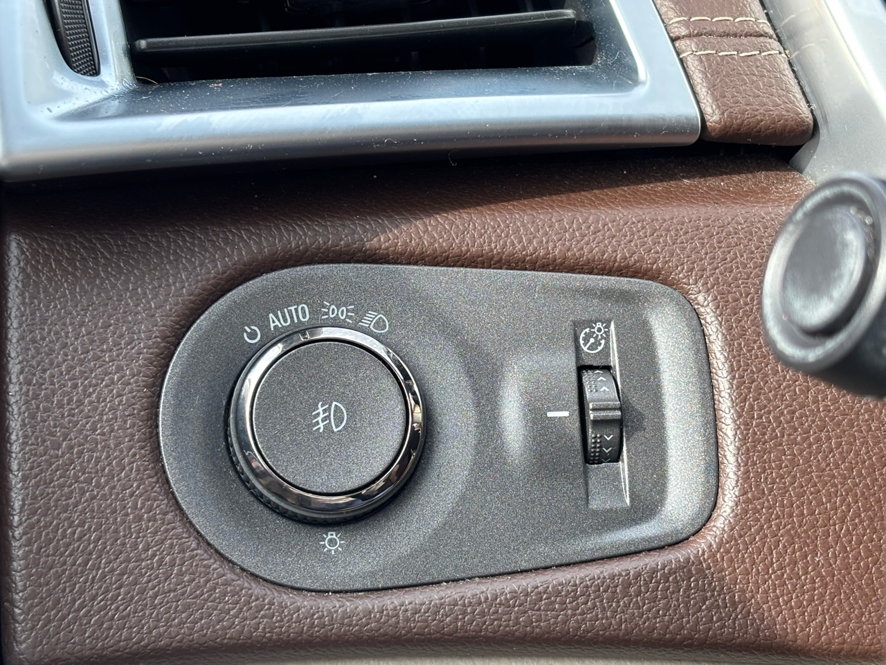 Cadillac SRX Premium AWD 2012